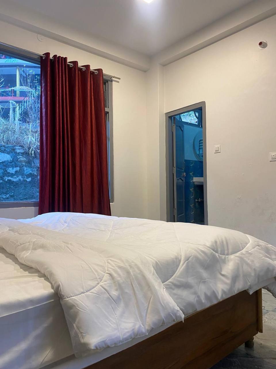 Hom House Of Mannmauji Riverside 卡索尔 外观 照片