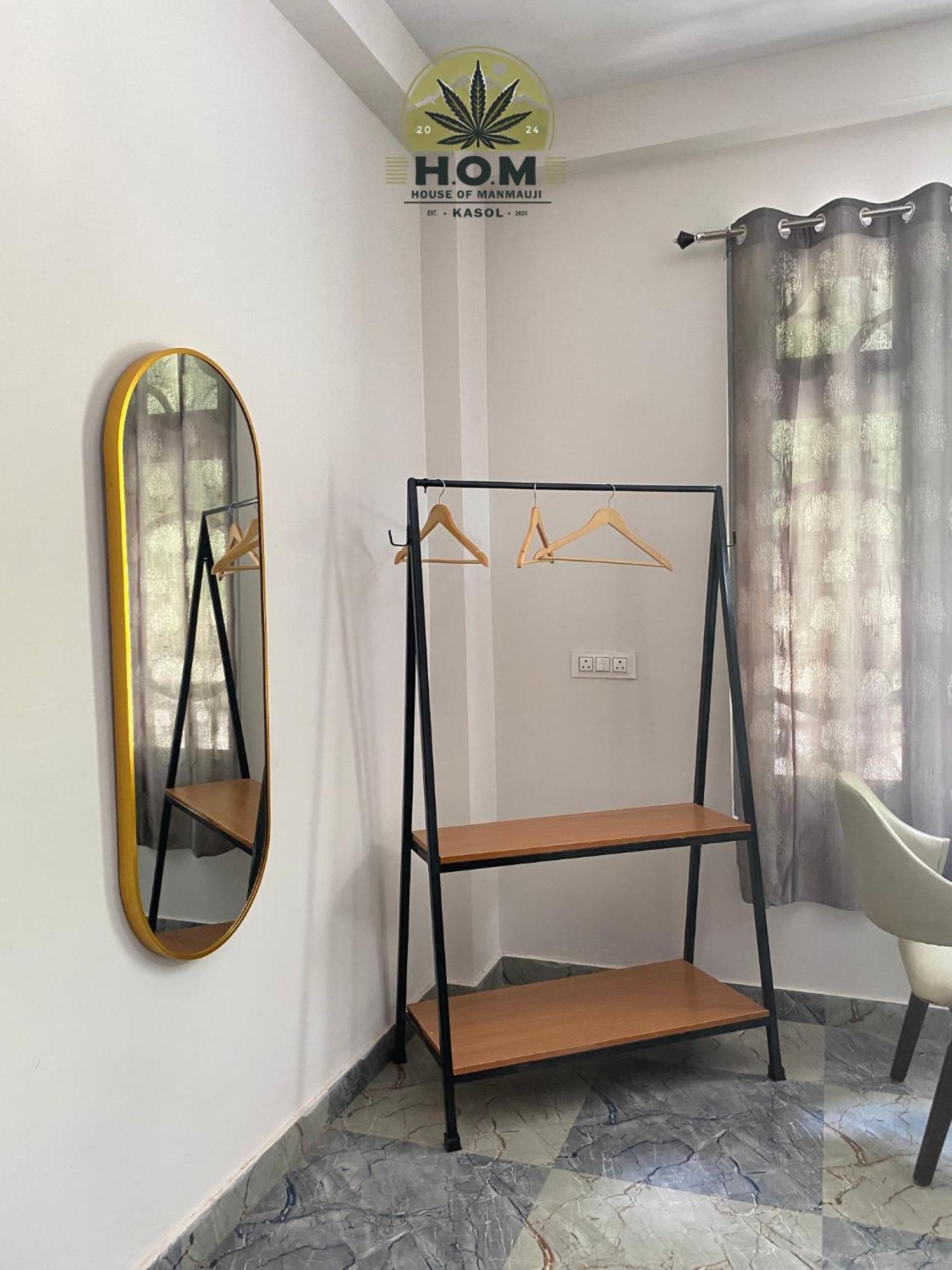 Hom House Of Mannmauji Riverside 卡索尔 外观 照片