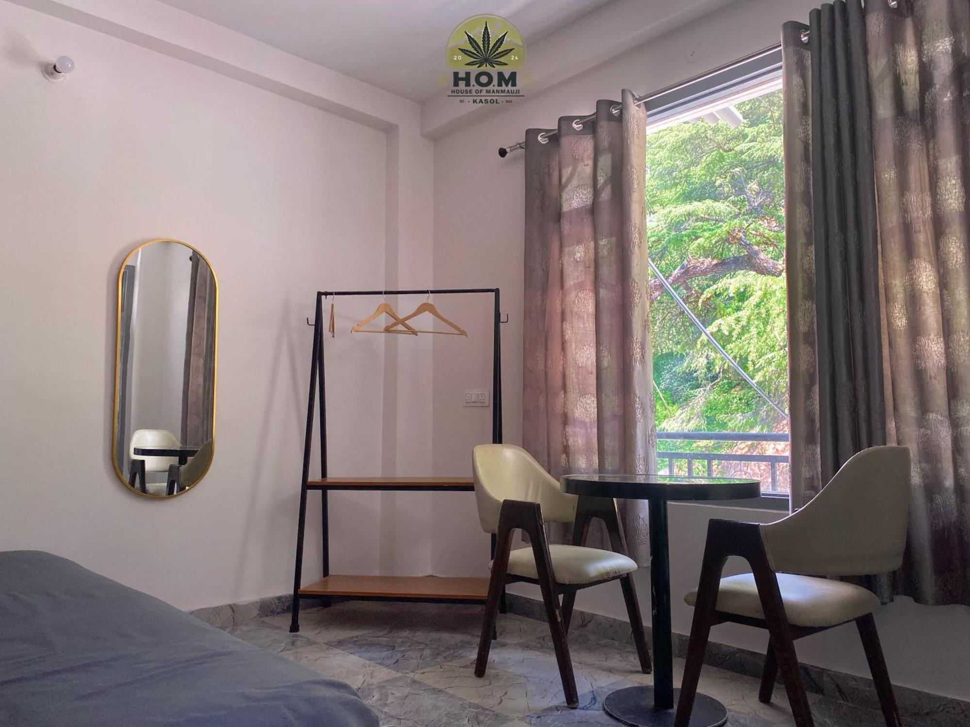 Hom House Of Mannmauji Riverside 卡索尔 外观 照片