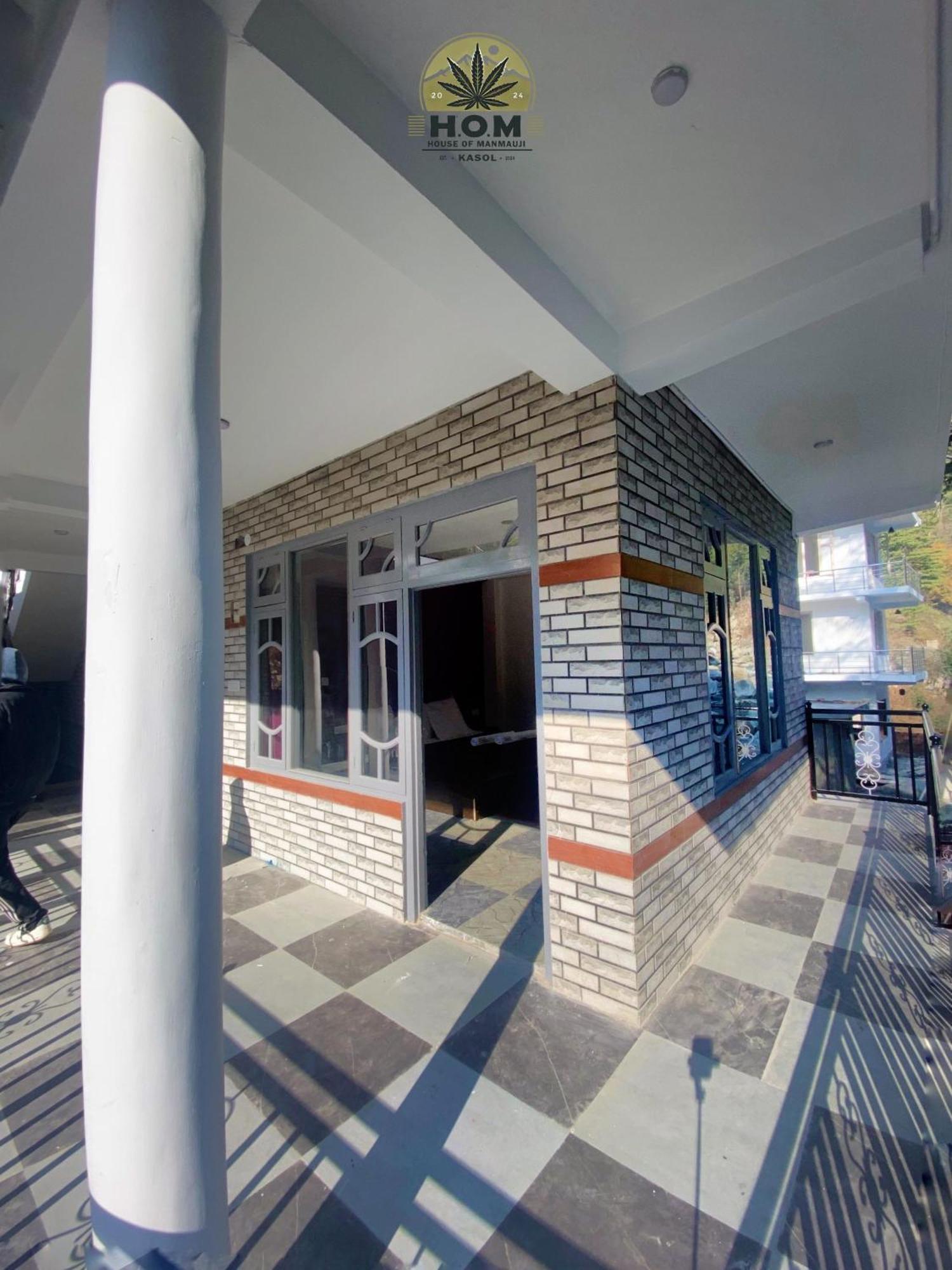 Hom House Of Mannmauji Riverside 卡索尔 外观 照片