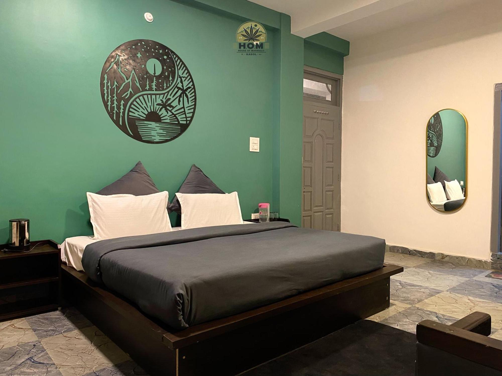 Hom House Of Mannmauji Riverside 卡索尔 外观 照片