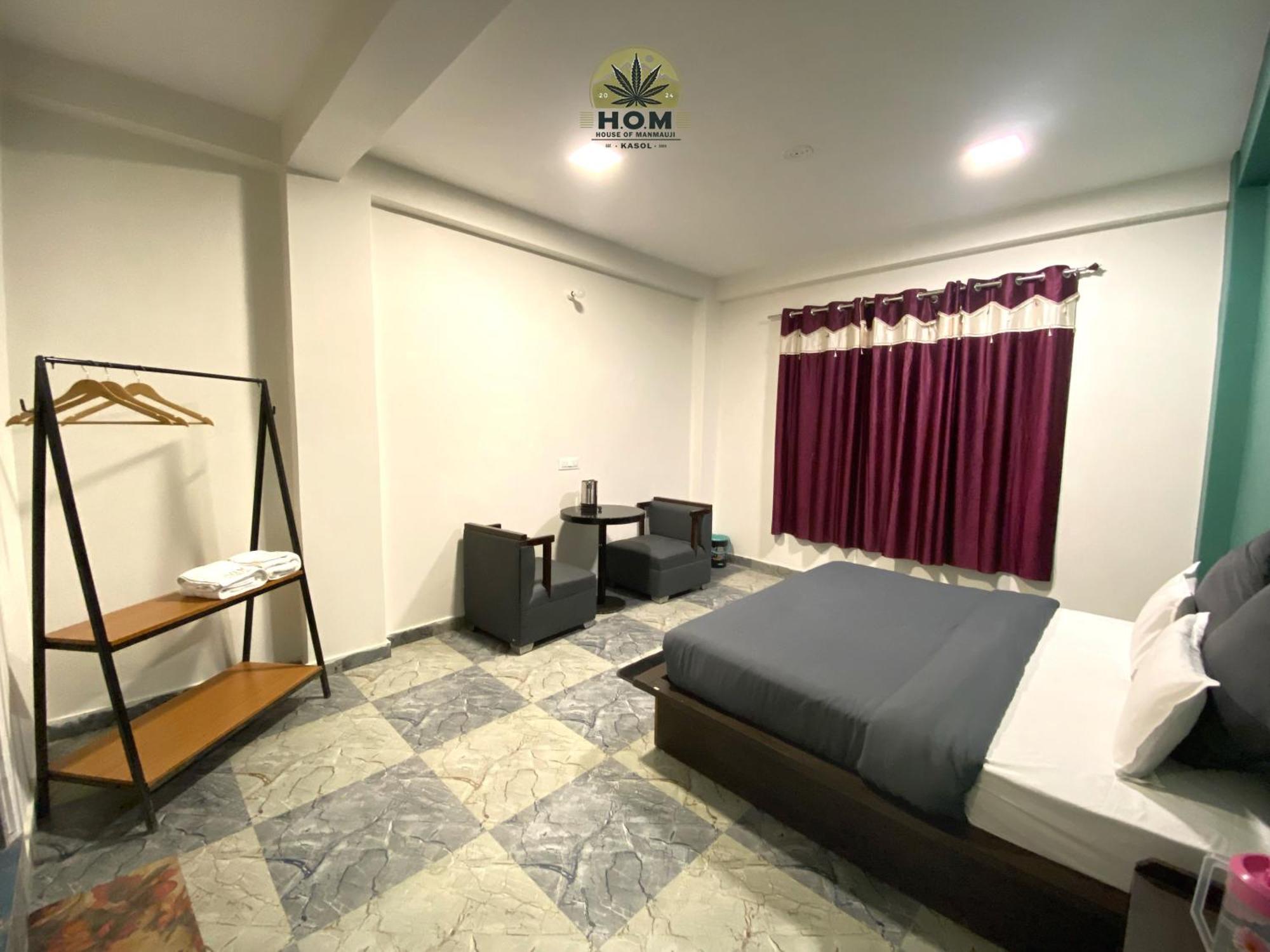 Hom House Of Mannmauji Riverside 卡索尔 外观 照片